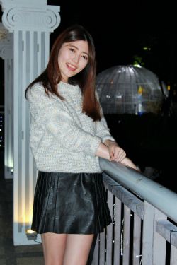 被怪物抓到了就会被C的游戏